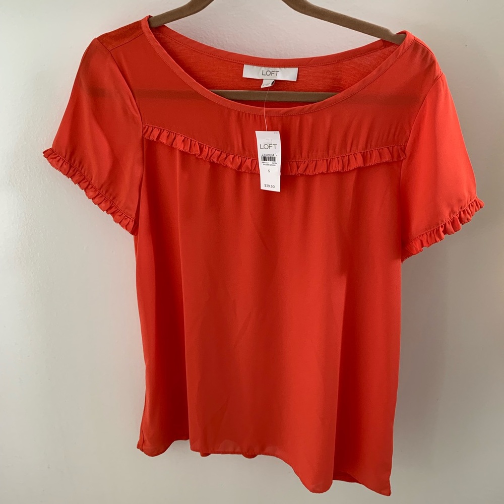 🍊NWT beautiful orange LOFT short sleeve top 🍊🍊
